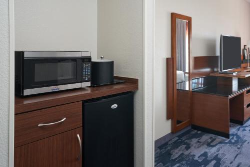 Fairfield Inn & Suites by Marriott Orlando International Drive/Convention Center Image