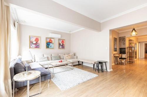 Spacious Bright Nisantasi 2bd1bath Home #251