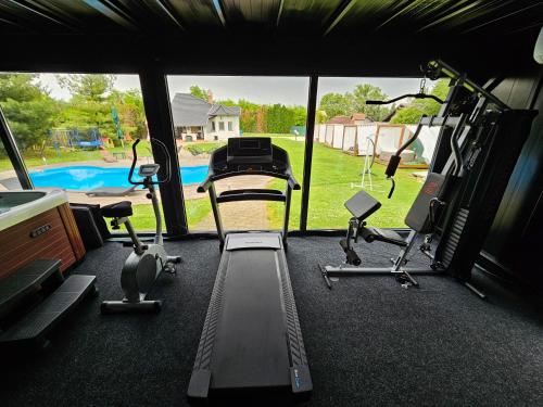 Fitness centrum a/nebo fitness zařízení v ubytování Falamić Sport Resort
