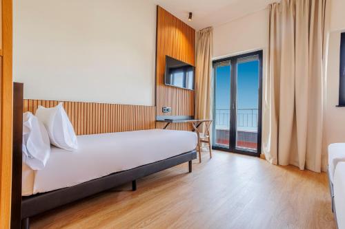 Hotel Acta Madfor photo 53