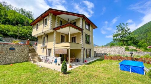 Fotografie z fotogalerie ubytování Heaven Forest Villa v destinaci Macka