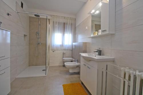 Koupelna v ubytování Apartment Mirjana 1906