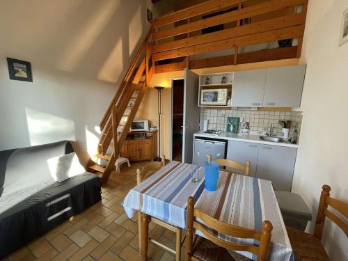 Studio mezzanine avec jardinet et piscine à Saint-Jean-de-Monts, 4 couchages - FR-1-224C-71