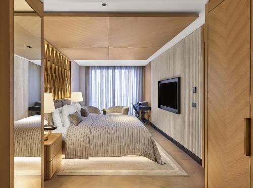 Premiere City Suite