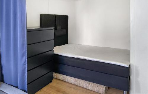 Llit o llits en una habitació de Stunning Home In Hinds With Wifi