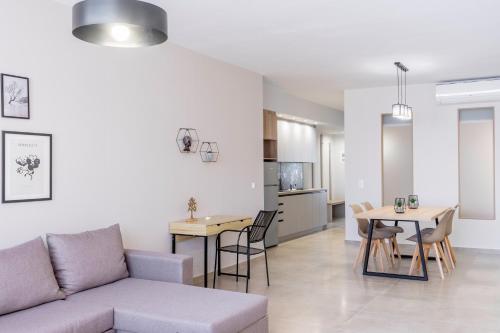 Divine 2BR Apartment in the Heart of Athens