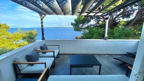Nautilus-Bay Holiday home with 5 rooms, on the beach, for 2-9 persons