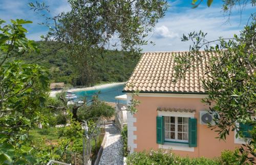 Πισίνα στο ή κοντά στο Villa Rahi