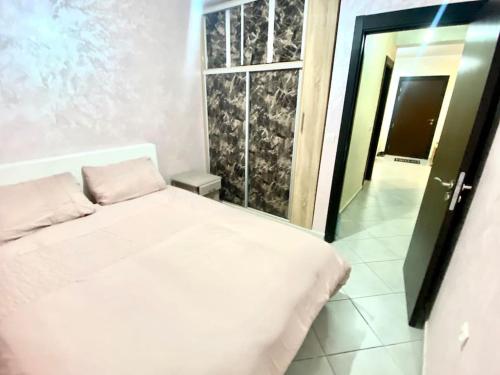 Bel appartement neuf et meublé avec charme