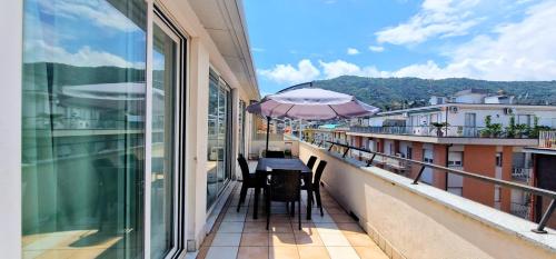 Penthouse Alassio- Bluchalet