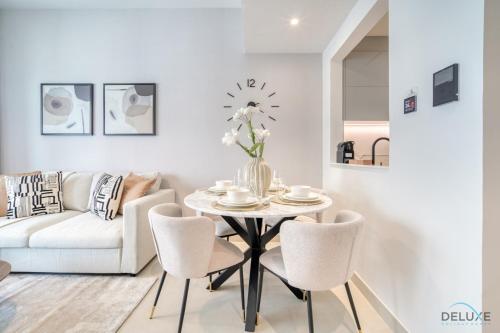 Refined 1BR at Binghatti Creek Al Jadaf by Deluxe Holiday Homes