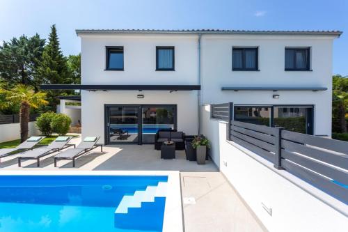 Gallery image of Villa T & K in Njivice