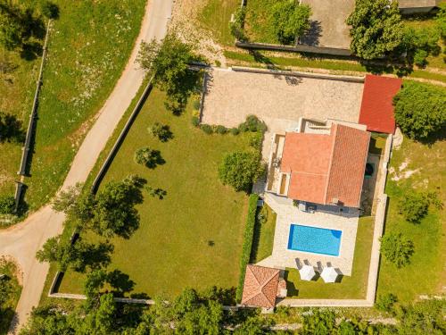 Bazén v ubytování Villa Basil ZadarVillas nebo v jeho okolí