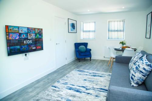 Bridge Court by Sterling Edge - Stylish 1-Bed Apartments with Balcony or Private Garden and Free Onsite Parking photo 58