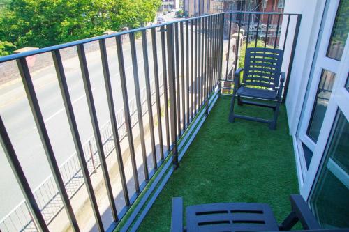 Bridge Court by Sterling Edge - Stylish 1-Bed Apartments with Balcony or Private Garden and Free Onsite Parking photo 81