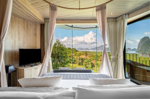 Pemandangan gunung umum atau pemandangan gunung yang diambil dari resort