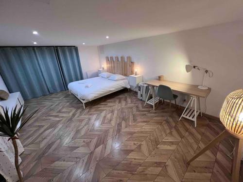 Photo de la galerie de l'établissement Le Cosy Garden: Apt 4 Prs, Terrasse, Piscine, à Antibes