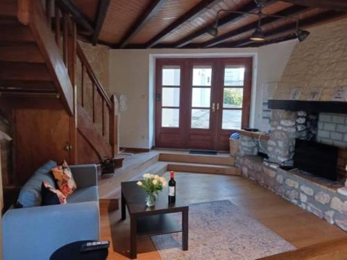 Jonzac Centre Ville - Private Home near Chateau