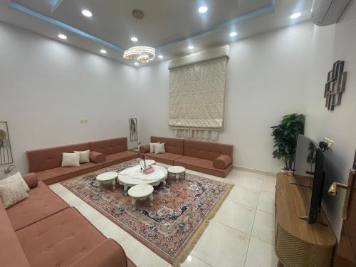 Χώρος καθιστικού στο Beitk Al-ula Apartments شقق بيتك العلا