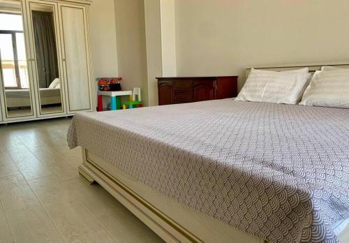 Ένα ή περισσότερα κρεβάτια σε δωμάτιο στο ALION HOTEL Бугаз Перша Лінія
