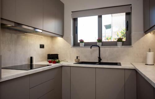 Makel Apartment
