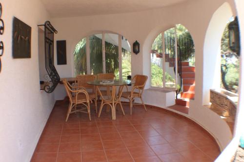 Gambar di galeri bagi El Cisne - holiday home with private swimming pool in Benissa di Pedramala