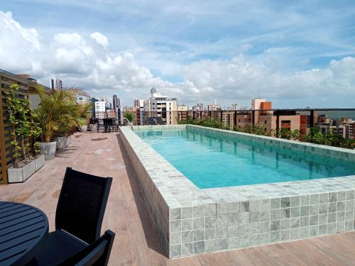 The swimming pool at or close to Apartamento 404 - Praia de Manaira