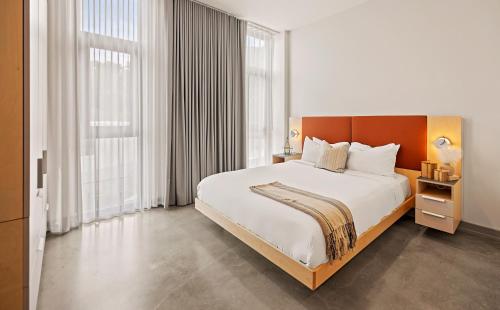 Postel nebo postele na pokoji v ubytování Harthall Hotel