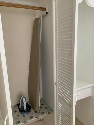  Seawinds Apartments -  Room  picture :   Tea/Coffee maker    Shower    Bath                           