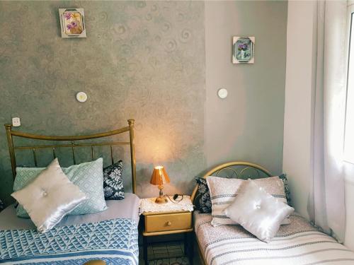 ÆrtisticŠpace In The Center Room