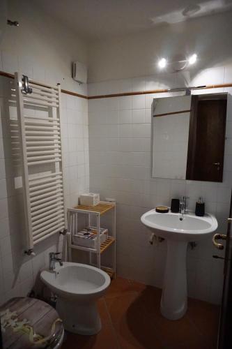 Ванная комната в SAILA appartamento SATURNO