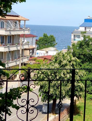 Gallery image of Old Sailor Apartment in Obzor
