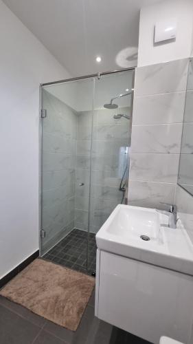 Foto sihtkohas Accra asuva majutusasutuse The Lennox Suites by Cozy galeriist