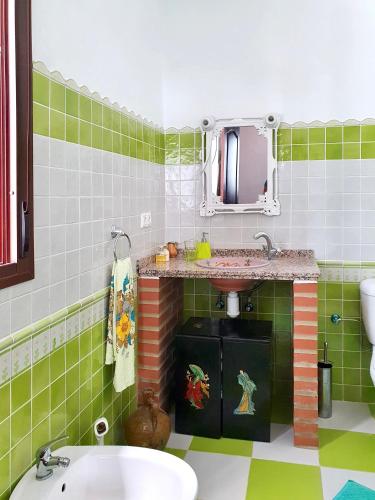 Φωτογραφία από το άλμπουμ του En-suite bedroom with private entrance at Casa Sofija σε Sedella