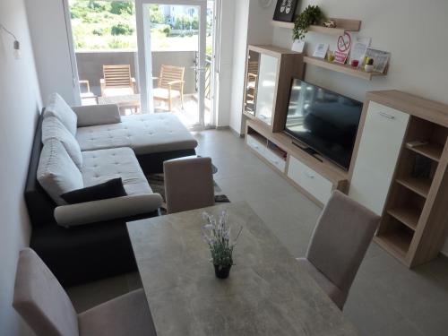 Apartment Jere with private parking