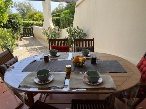Spacieux appartement, grande terrasse, accès plage