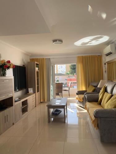 Edificio Cielomar - first floor
