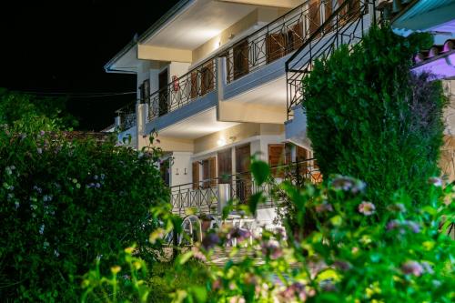 Gallery image of Hotel Sarikas in Polykhrono