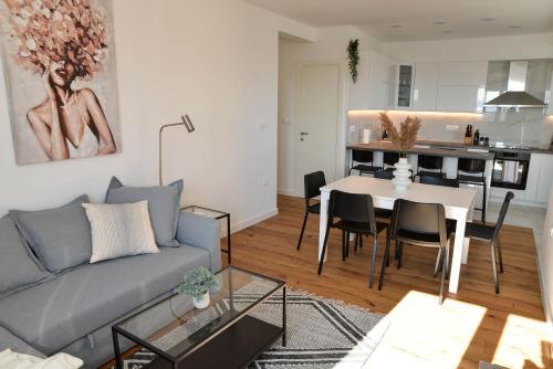 Η κουζίνα ή μικρή κουζίνα στο BuraCom Trendy Zadar City Condo