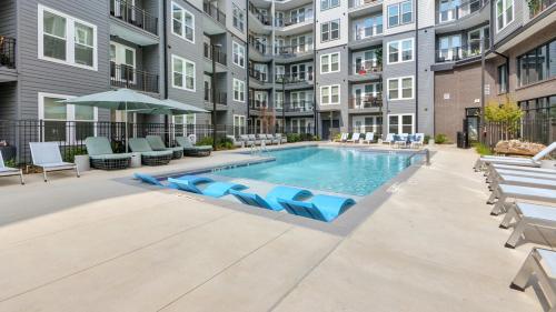 a swimming pool in the middle of a building at Beltline 1 bdrm Apt in Atlanta