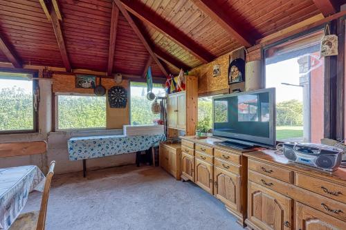 Apartments Danka with Shared Pool