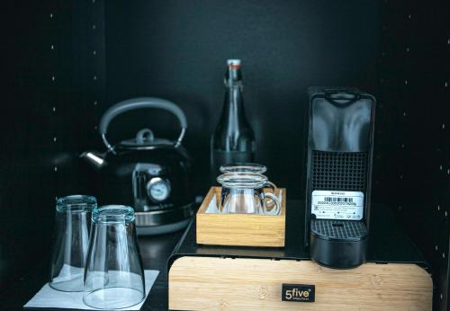 Kavos ir arbatos ruošimo rinkinys apgyvendinimo įstaigoje Vinnus Guesthouse