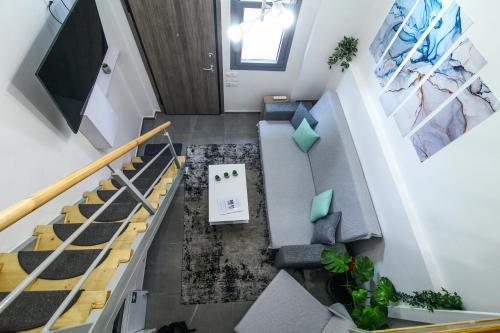 Dimosthenis_Loft1