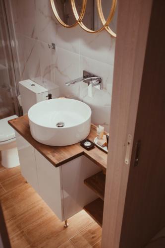 Aelia - Luxury Central Suite