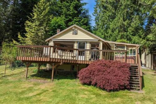Κήπος έξω από το Lakefront: Dog Friendly, Dock, BBQ, Firepit, AC