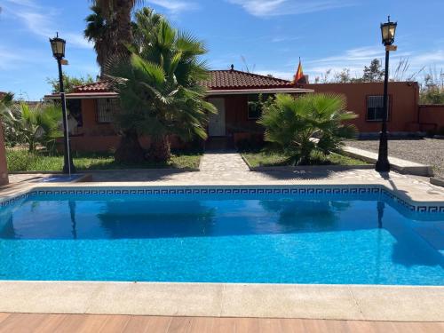 Gallery image of “Soleado” Casa rural con piscina in Motril