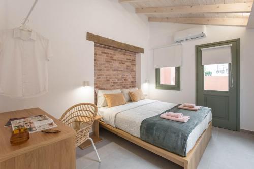 Lindas Convent Garden Home 2