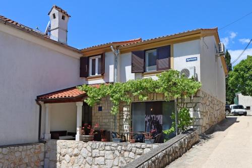 Apartments with parking space Brsec, Opatija - 7755