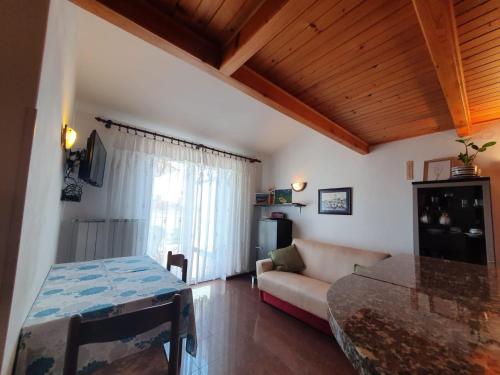 Apartments with parking space Krk - 9718
