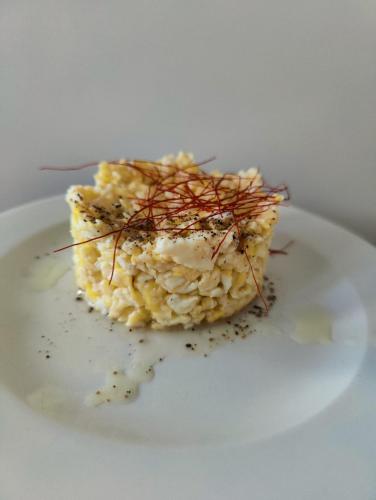 ホテルの敷地内または近くでの食事または食べ物